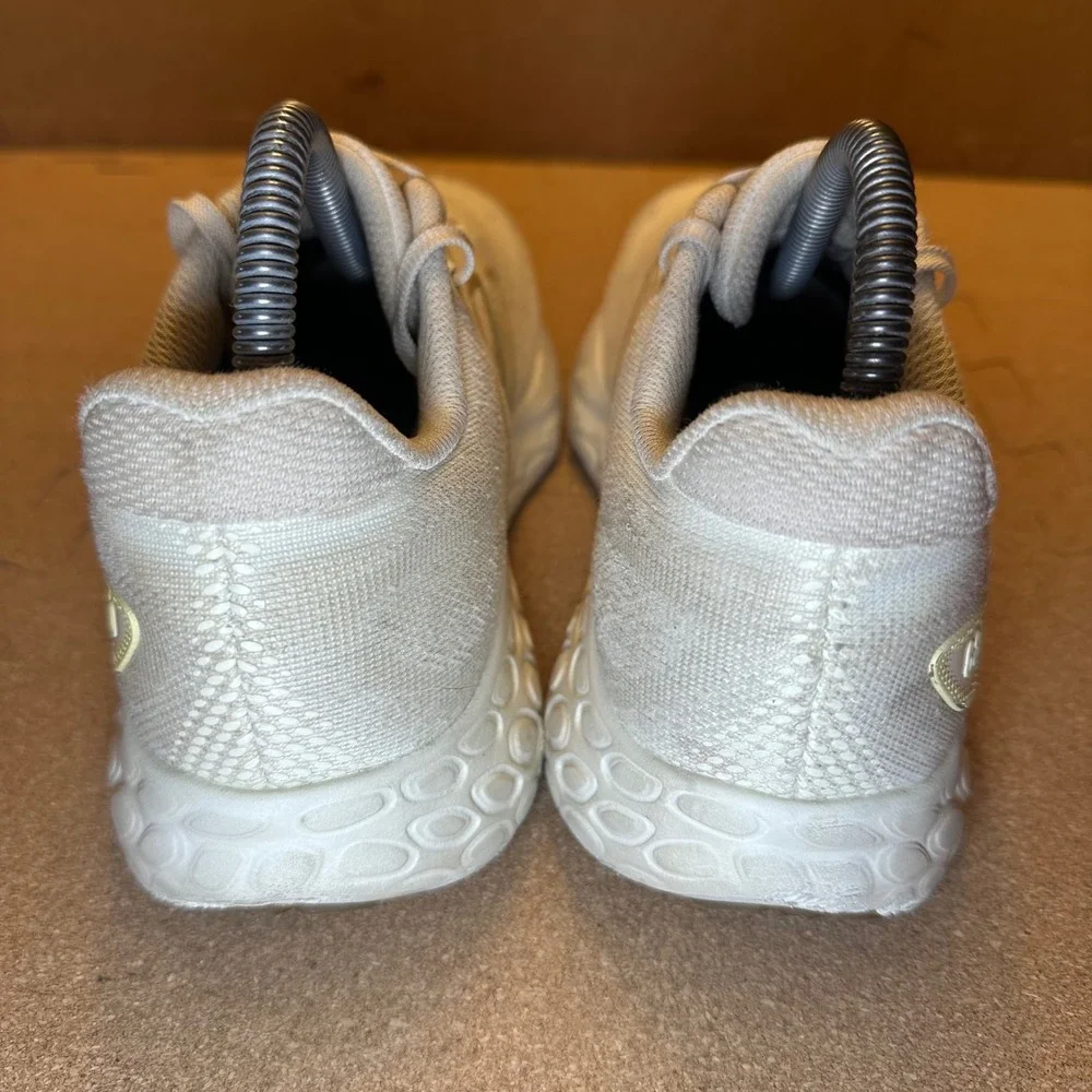 New Balance Fresh Foam 680 v7 Running Shoes Women 9 White Tan Athletic Sneakers